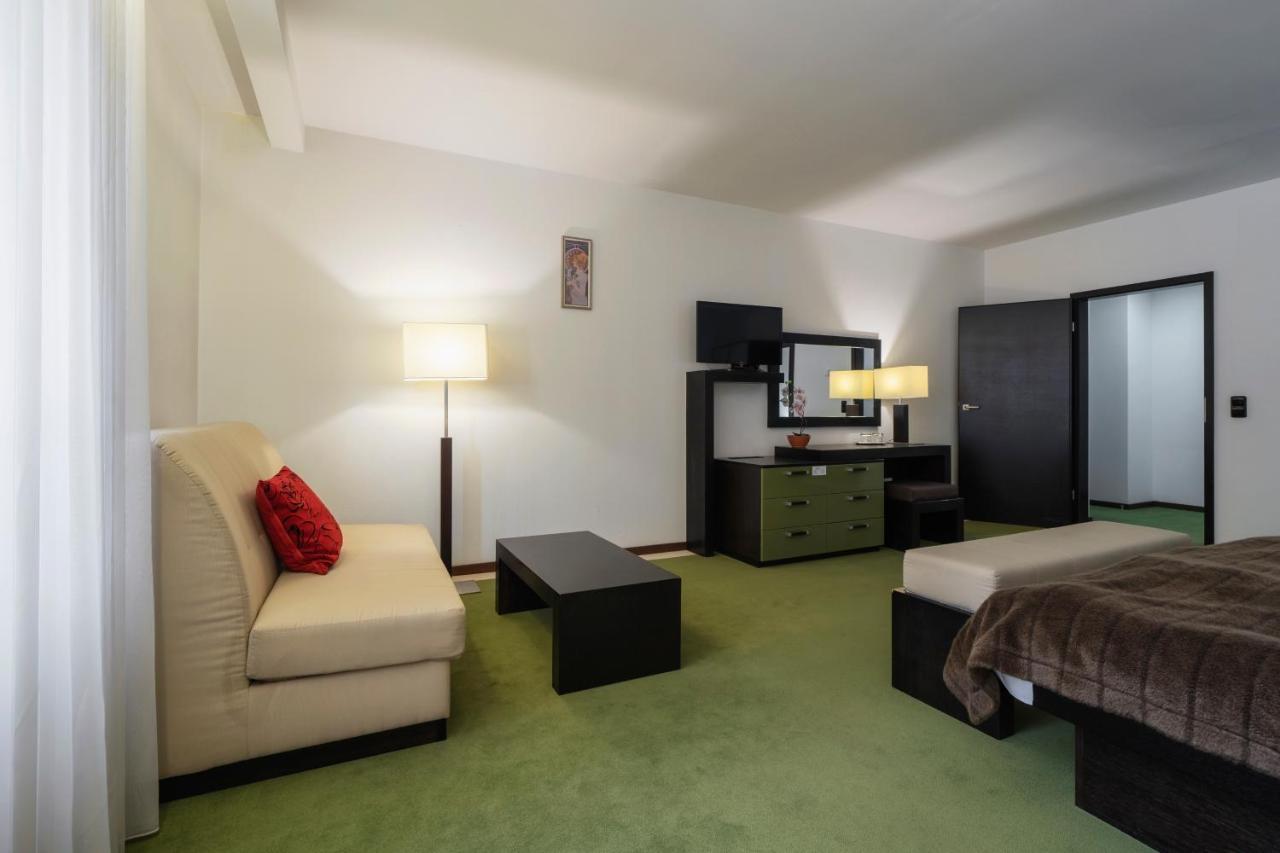 Hotel Astory Plzeň Extérieur photo