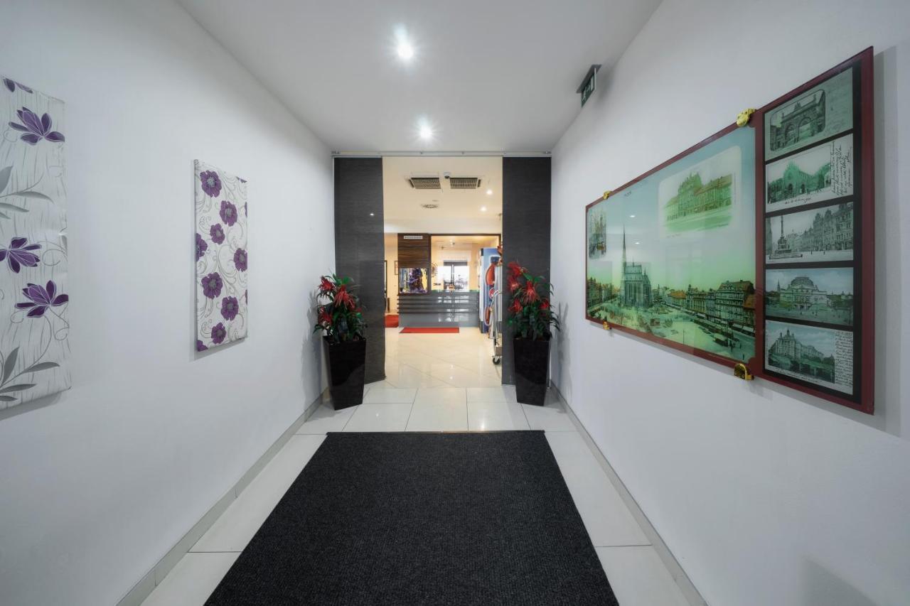 Hotel Astory Plzeň Extérieur photo