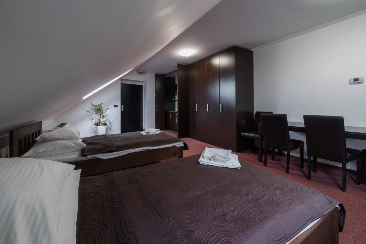 Hotel Astory Plzeň Extérieur photo